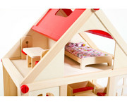 Puppenhaus mit Möbeln und Puppen 5