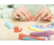 Betzold Weiche Kinderknete 8 Farben je 33 g 5