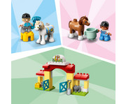 LEGO® DUPLO® Pferdestall und Ponypflege 4