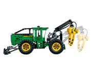 LEGO® TECHNIC John Deere 948L II Skidder 4