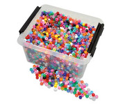 Kunststoff Perlen in der Kiste 1