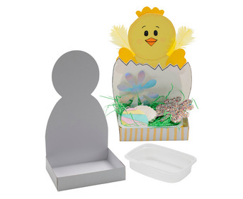 Kartonfiguren mit Aussaatbehälter
