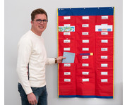 Materialtaschen Station mit 27 Einstecktaschen zum Aufhängen 2