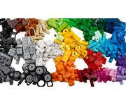 LEGO® CLASSIC Mittelgroße Bausteine Box 6