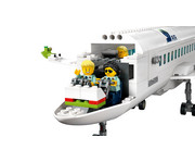 LEGO® City Passagierflugzeug 4