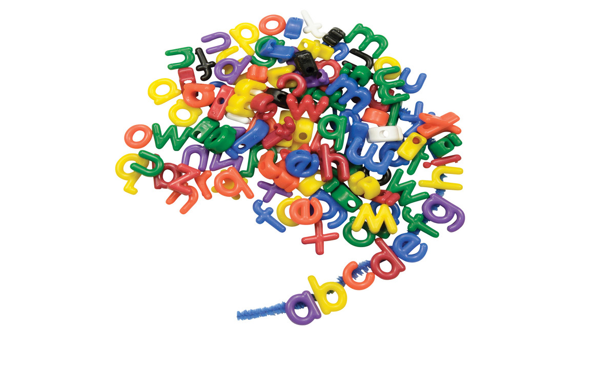 288 kunterbunte Kleinbuchstaben zum Fädeln | betzold.at 288 kunterbunte Kleinbuchstaben zum Fädeln | betzold.at