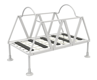 Kletterbrücke Waggon Roter Zug